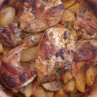 Chicken with potatoes Tserepa!